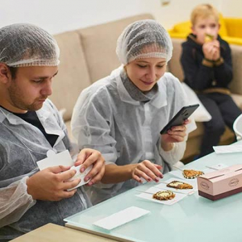 День рождения на шоколадной фабрике "Френч Кисс"